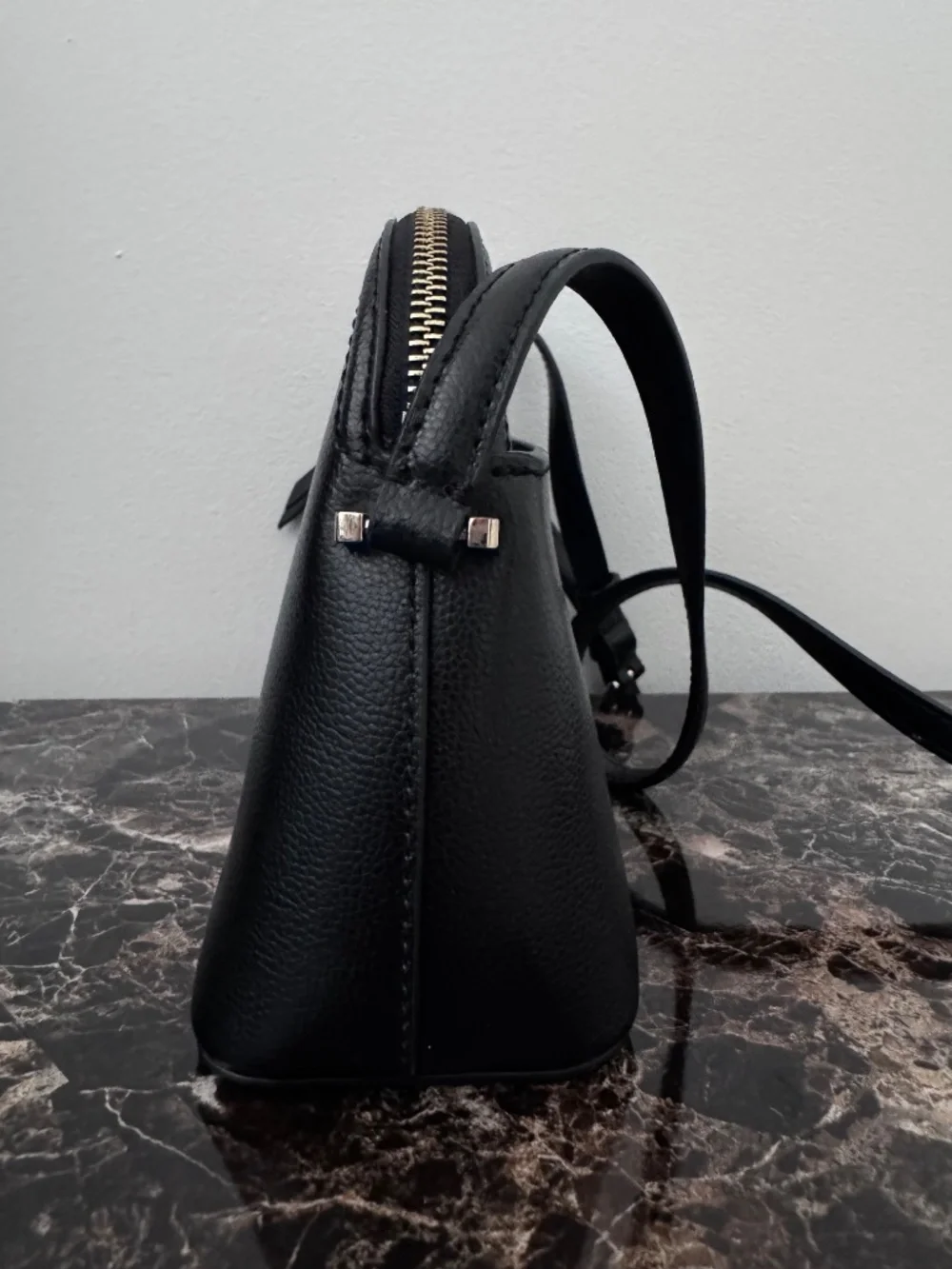 NWOT Kate Spade Peggy Dome Crossbody Black Pebbled Leather Gold Hardware